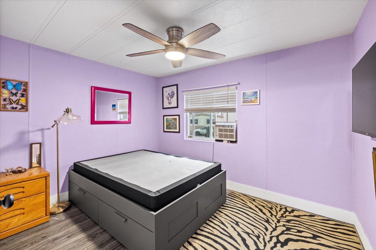 8880 Auburn Folsom Road, Unit 20 Granite Bay, CA 95746 - Photo 9 of 17 a room with pool and a chandelier