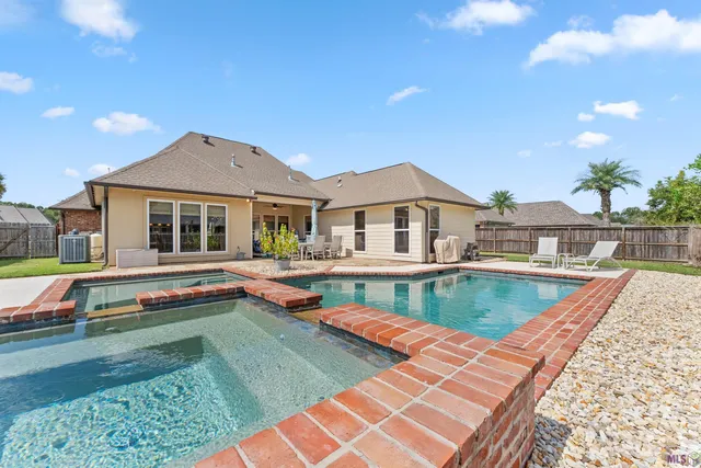 $499,900 | 12338 Oak Brook Drive, Geismar, LA 70734