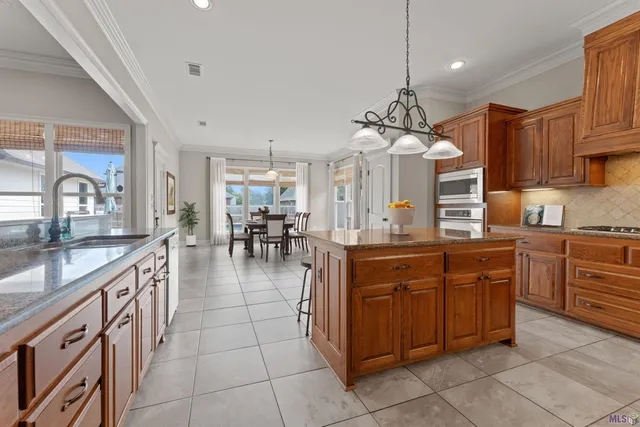 $499,900 | 12338 Oak Brook Drive, Geismar, LA 70734