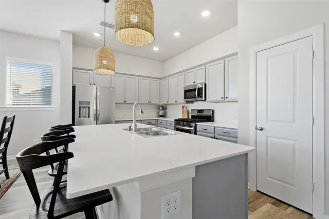 $349,000 | 10003 Napier Drive, Rosharon, TX 77583