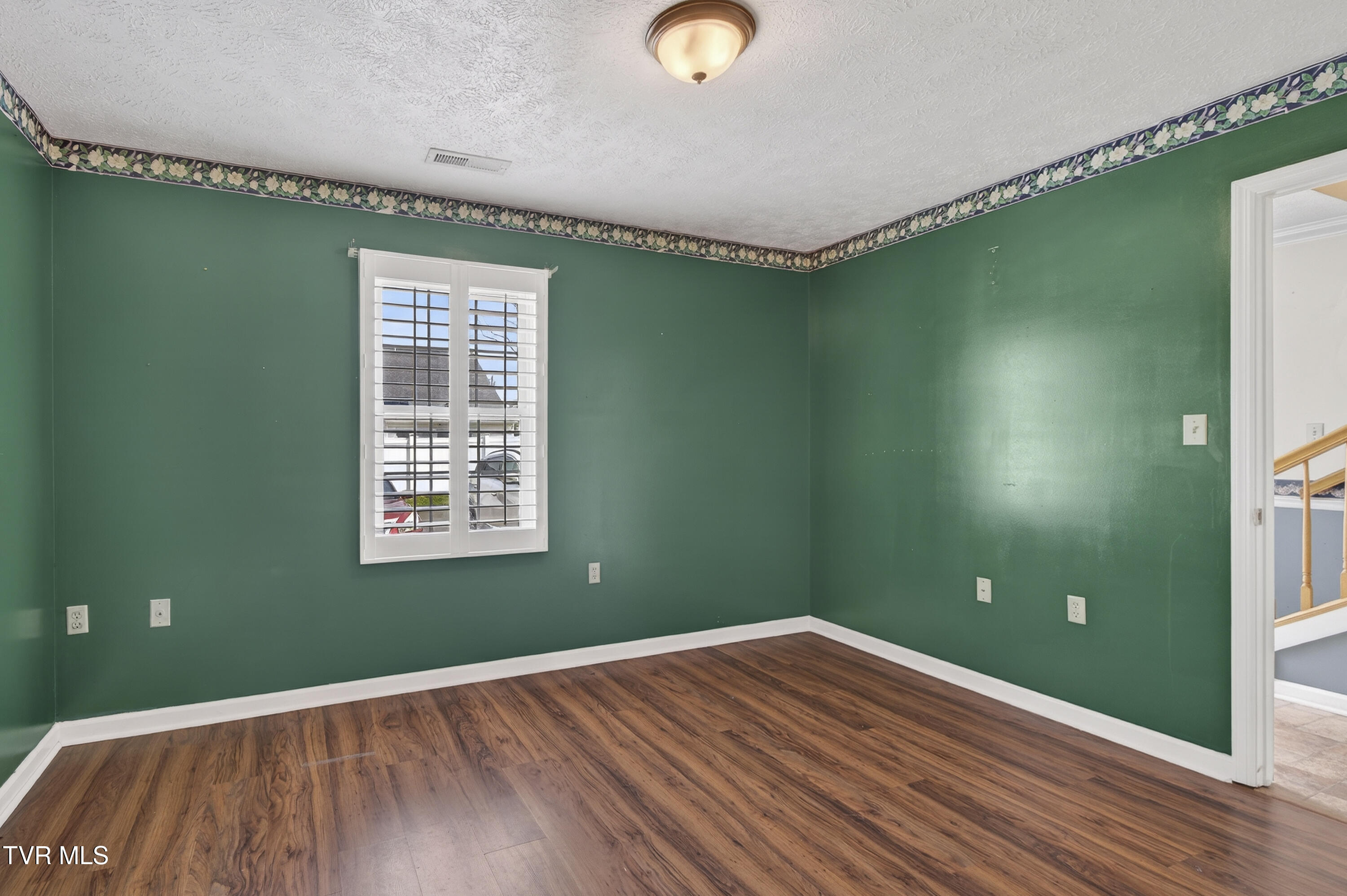 555 Hickory Road Bristol, TN 37620 - Photo 4 of 21 555-Hickory-Rd-Bristol-TN Sharon-Haynes-