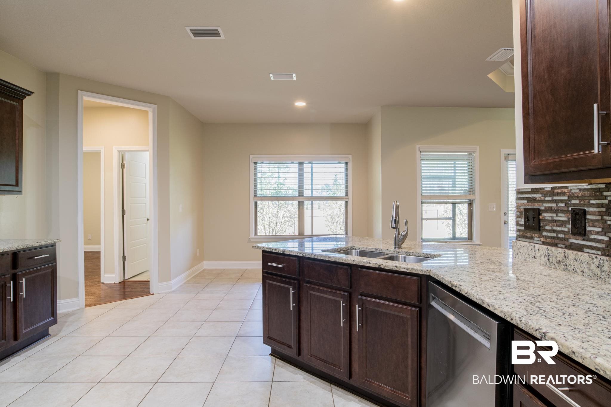 12836 Jenkins Pit Road Daphne, AL 36527 - Photo 14 of 44 Kitchen
