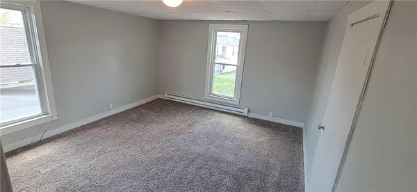 $825 | 519 North 24th Street, Unit B, St. Joseph, MO 64501