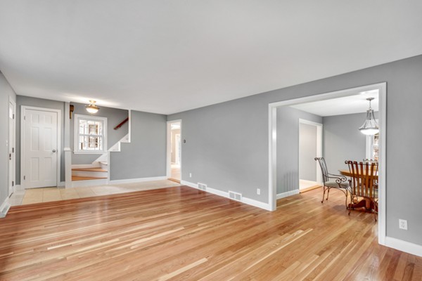 127 Vincent Road Dedham, MA 02026 - Photo 11 of 22 Gallery Image 11