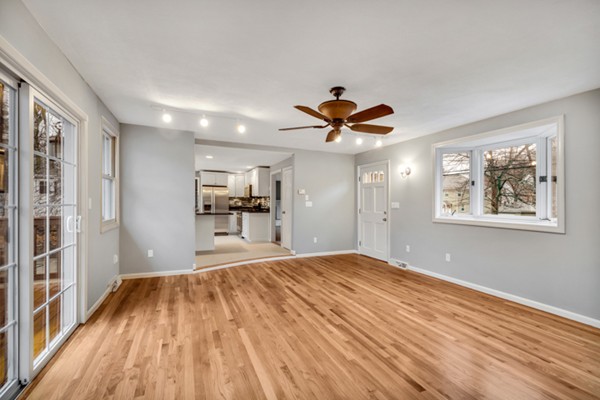 127 Vincent Road Dedham, MA 02026 - Photo 4 of 22 Gallery Image 4