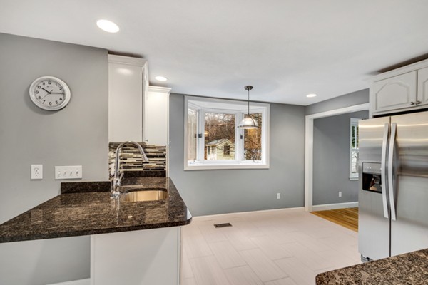 127 Vincent Road Dedham, MA 02026 - Photo 8 of 22 Gallery Image 8