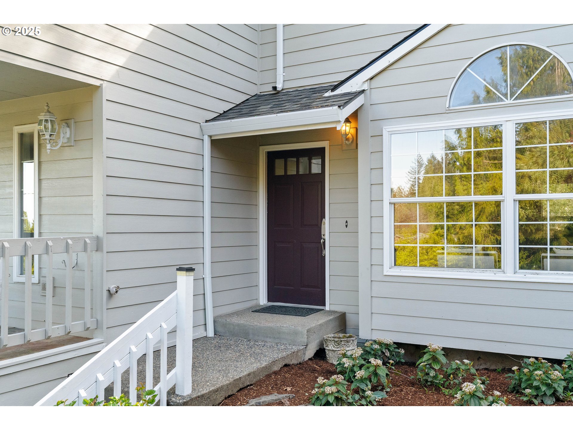 9420 Southwest 53rd Avenue Portland, OR 97219 - Photo 3 of 36 Gallery Image 3