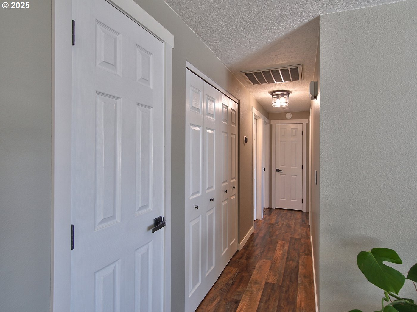 3631 Meadowview Street Southeast Albany, OR 97322 - Photo 22 of 35