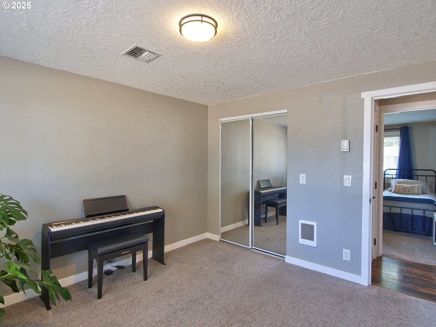 3631 Meadowview Street Southeast Albany, OR 97322 - Photo 28 of 35