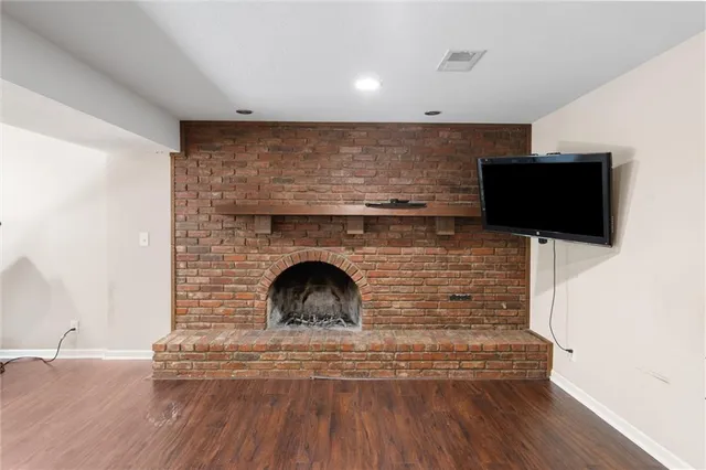 $299,950 | 233 North 134th Street, Bonner Springs, KS 66012