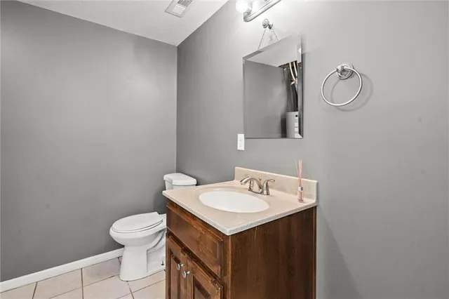 $299,950 | 233 North 134th Street, Bonner Springs, KS 66012