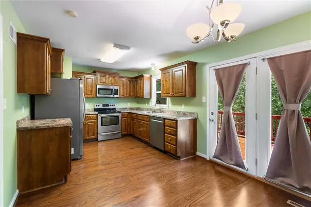 $299,950 | 233 North 134th Street, Bonner Springs, KS 66012