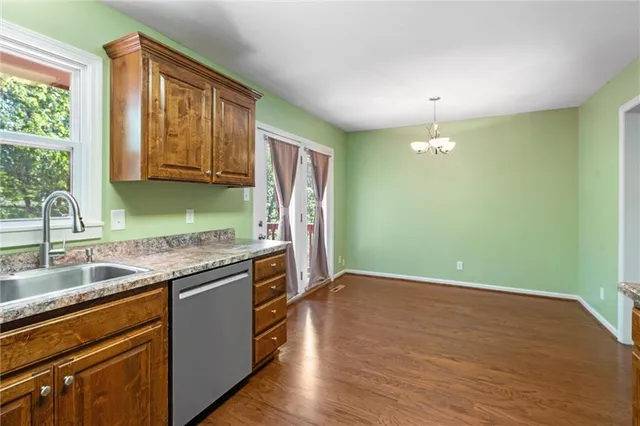 $299,950 | 233 North 134th Street, Bonner Springs, KS 66012