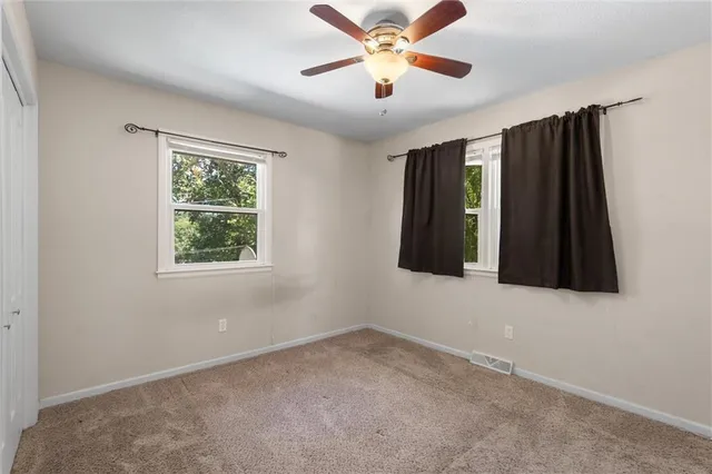 $299,950 | 233 North 134th Street, Bonner Springs, KS 66012