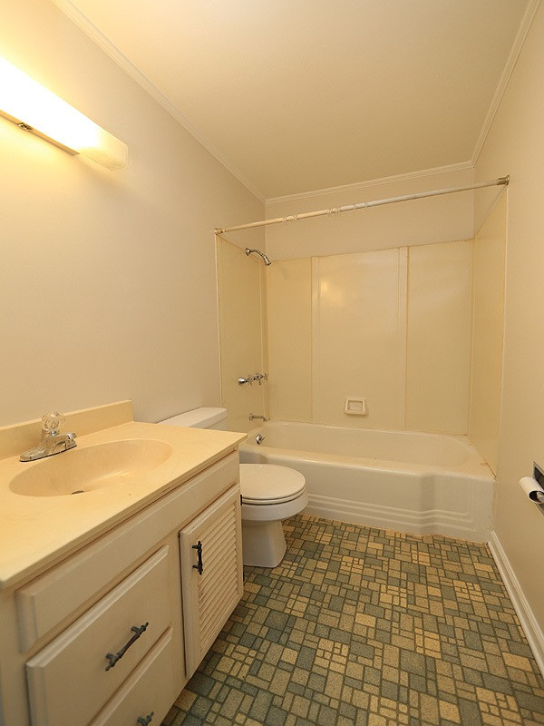 1324 Banbury Road Raleigh, NC 27607 - Photo 16 of 24 Photo 16