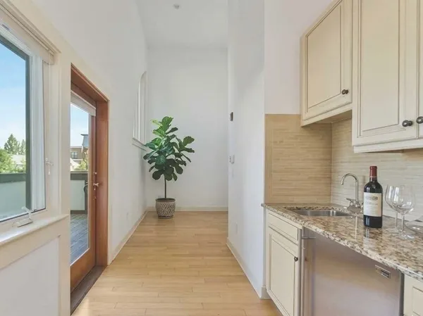 $2,500,000 | 201 Freeman Street, Unit A7, Brookline, MA 02446