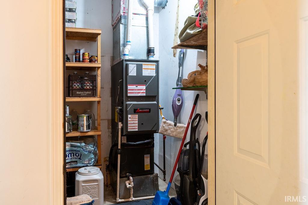 326 West Spring Street Bluffton, IN 46714 - Photo 20 of 31