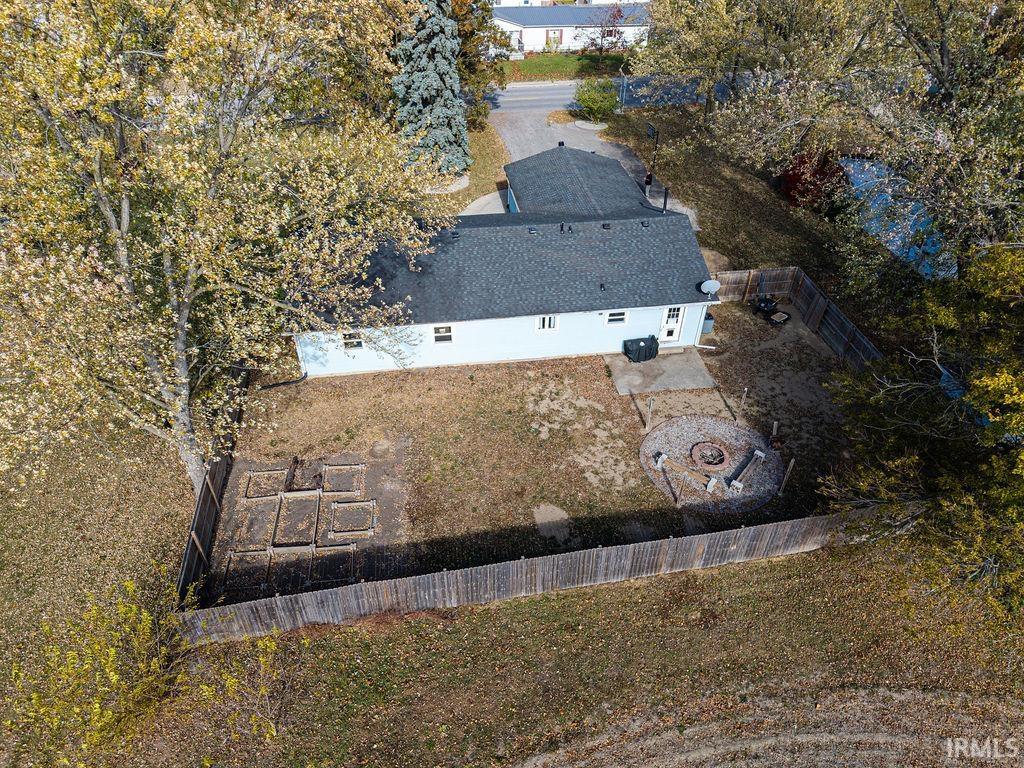 326 West Spring Street Bluffton, IN 46714 - Photo 6 of 31