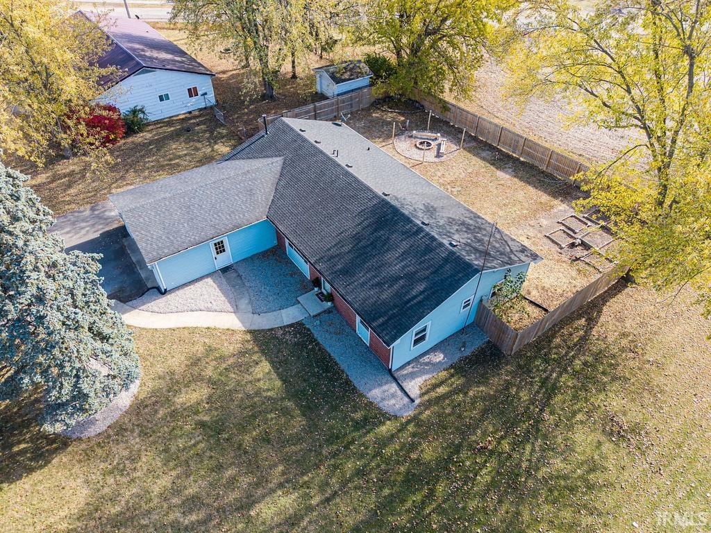 326 West Spring Street Bluffton, IN 46714 - Photo 8 of 31