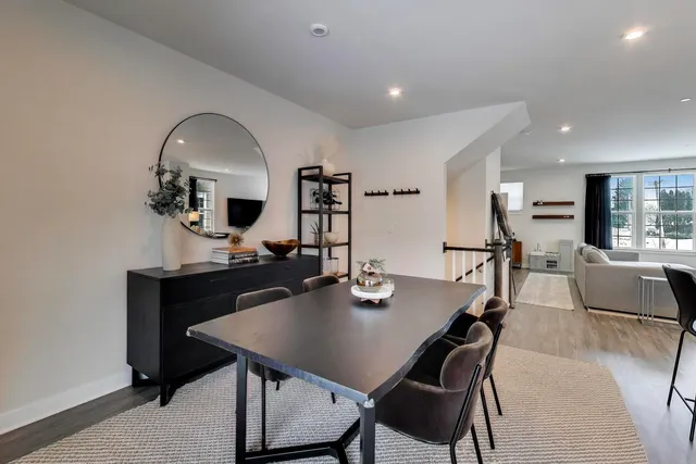 $469,500 | 187 Canterbury Way, Unit 3D, Lake Zurich, IL 60047