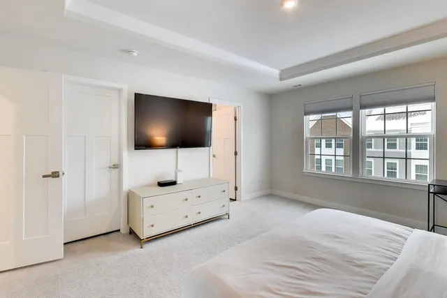 $469,500 | 187 Canterbury Way, Unit 3D, Lake Zurich, IL 60047