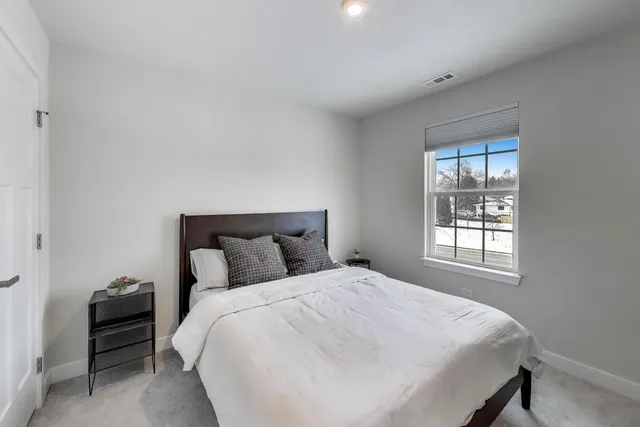 $469,500 | 187 Canterbury Way, Unit 3D, Lake Zurich, IL 60047