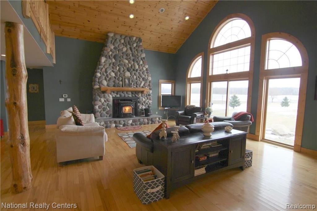 10210 Beard Road Byron, MI 48418 - Photo 13 of 53