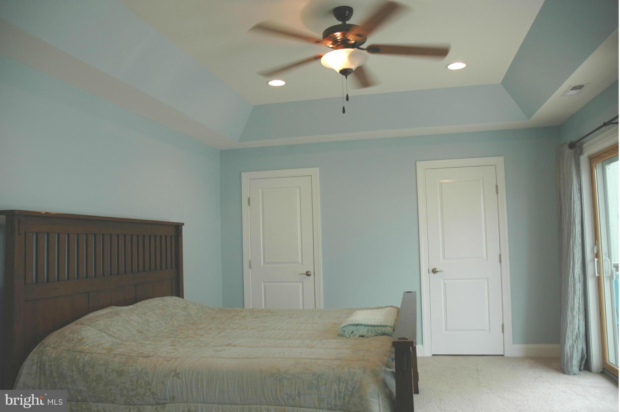 793 Riverside Drive Arnold, MD 21012 - Photo 18 of 29 Master has 2 walk-in closets.