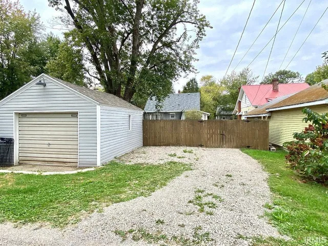 $169,900 | 209 North French Street, Sullivan, IN 47882