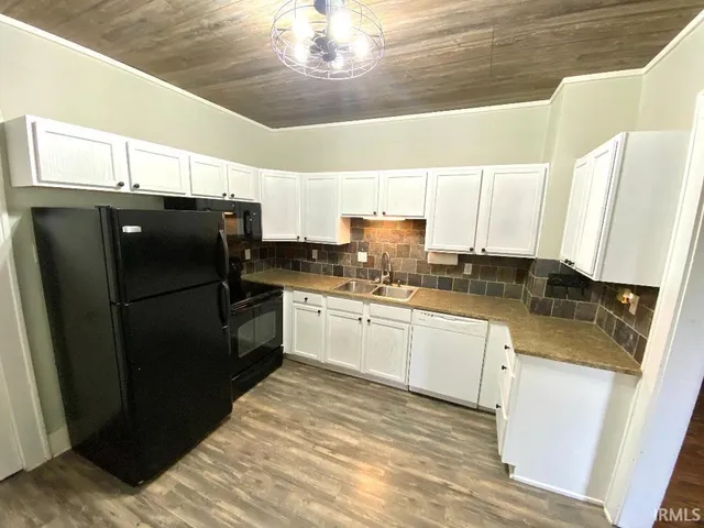 $169,900 | 209 North French Street, Sullivan, IN 47882