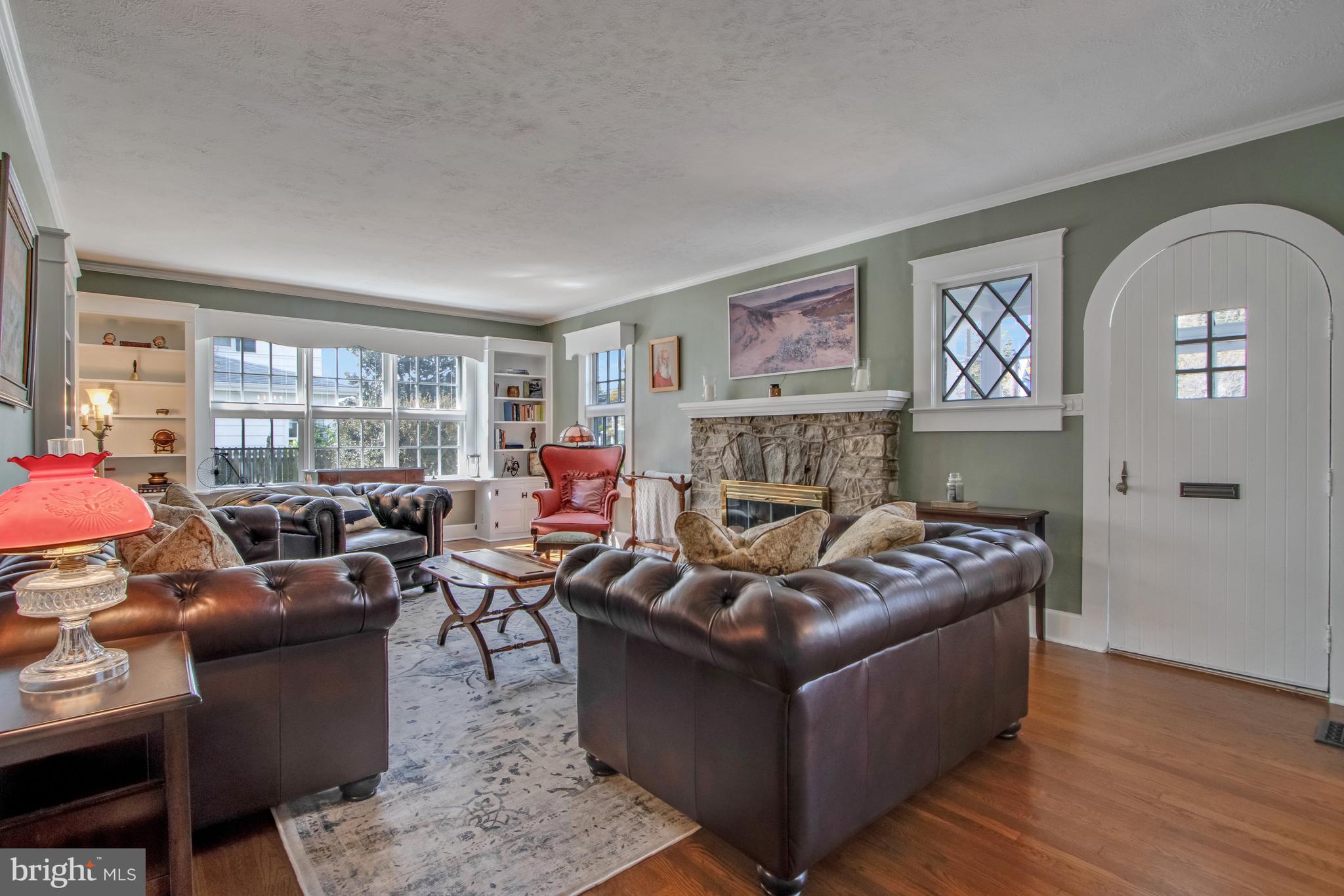 901 Savannah Road Lewes, DE 19958 - Photo 9 of 83 a living room with furniture and a window