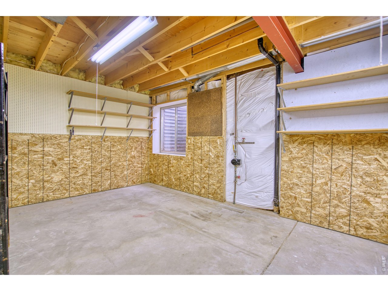 824 Wade Road Longmont, CO 80503 - Photo 28 of 34 a view of an empty room
