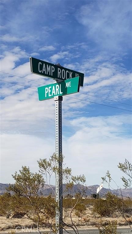 37051 Pearl Road Lucerne Valley, CA 92356 - Photo 8 of 11 Corner sign