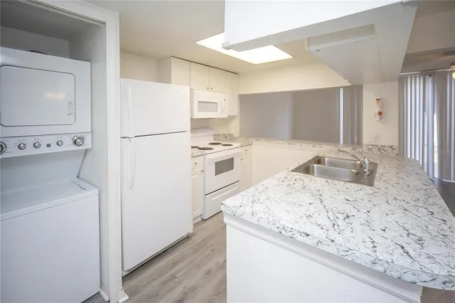 $1,700 | 811 Orchid Drive, Unit A, Davenport, FL 33897