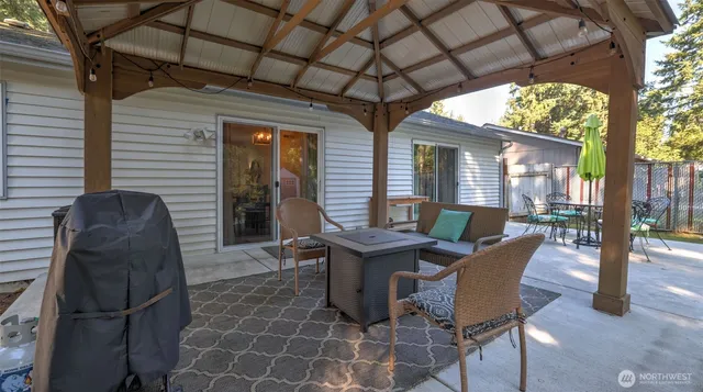 $489,900 | 19511 Southeast 265th Street, Covington, WA 98042