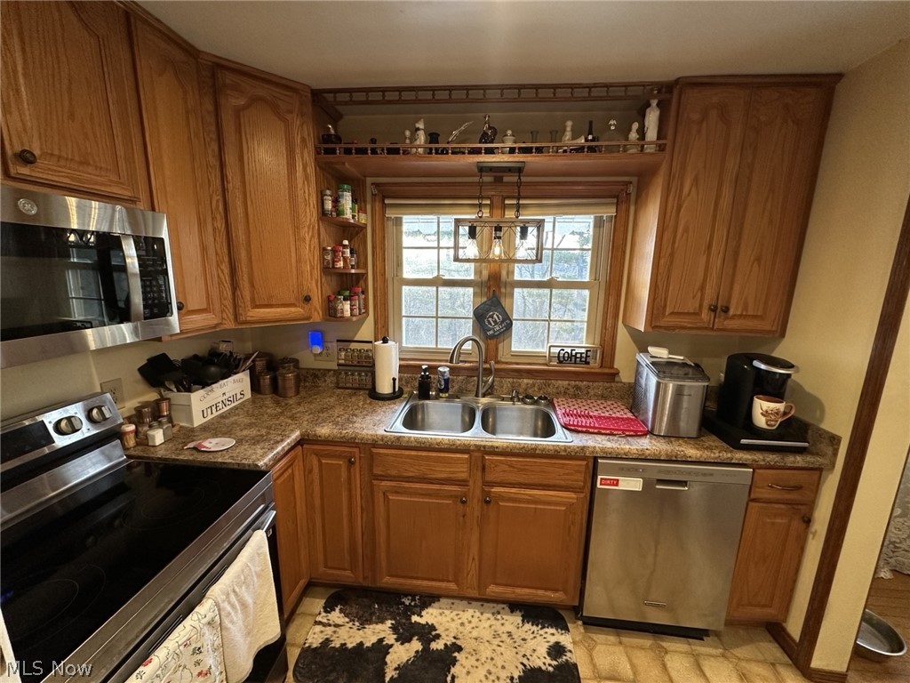 53562 High Ridge Road Bridgeport, OH 43912 - Photo 6 of 14