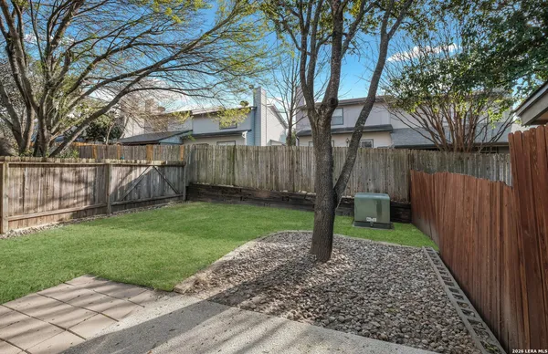 $1,725 | 6034 Gaelic, San Antonio, TX 78240