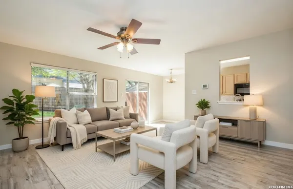 $1,725 | 6034 Gaelic, San Antonio, TX 78240
