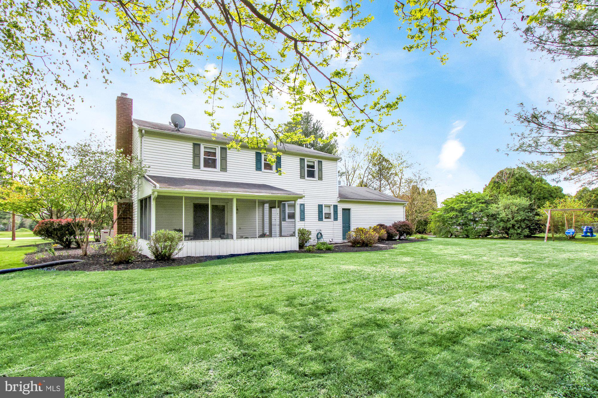 1318 Greenbriar Road York, PA 17404 - Photo 30 of 33 Gallery Image 30