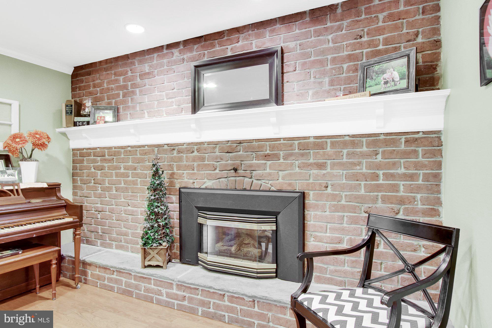 1318 Greenbriar Road York, PA 17404 - Photo 8 of 33 Gallery Image 8