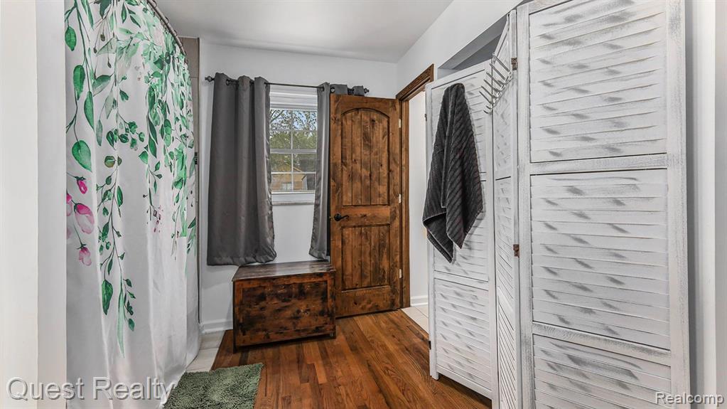 9290 Allen Road Clarkston, MI 48348 - Photo 25 of 56