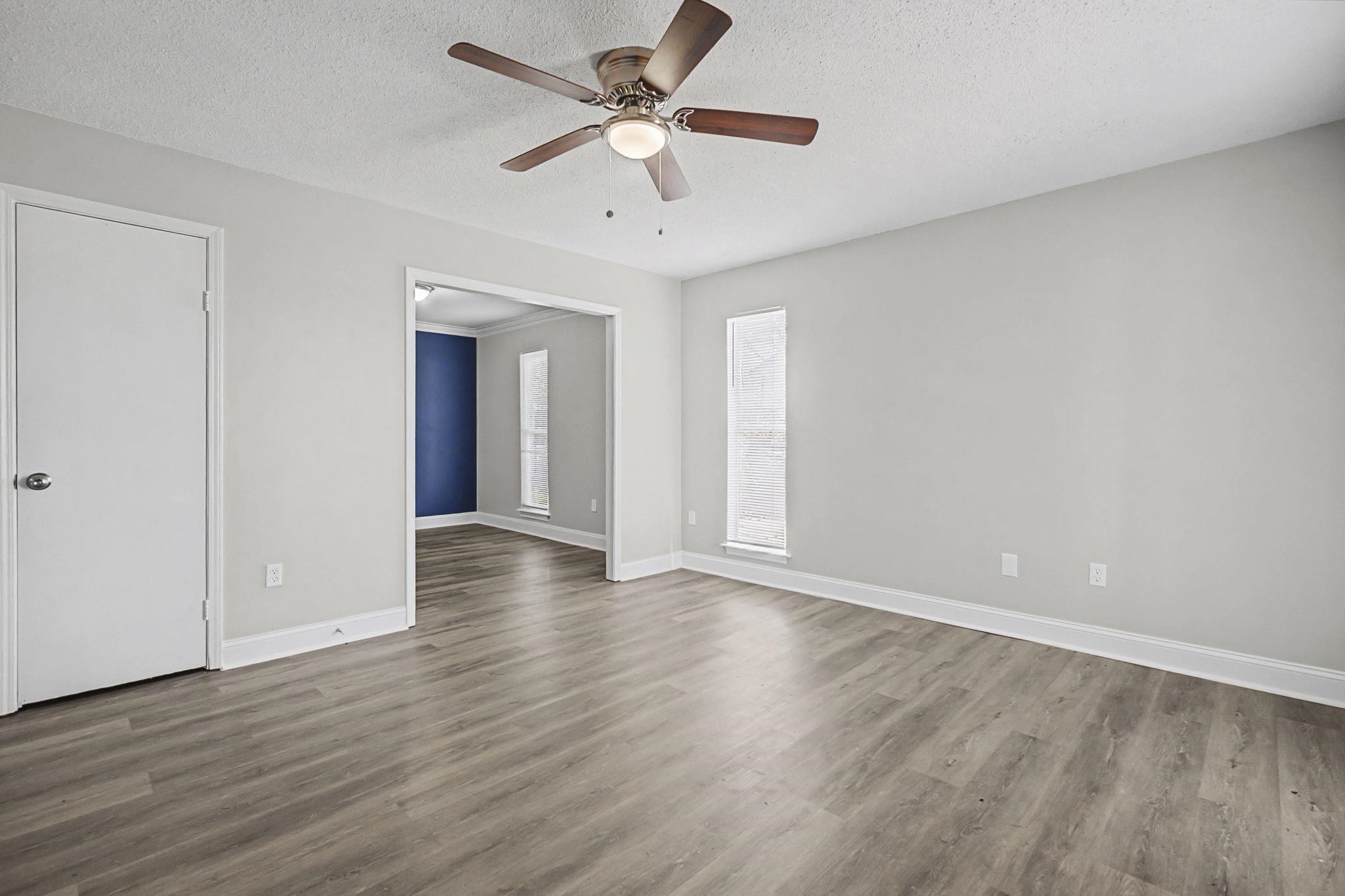 3213 Ridgemont Avenue Memphis, TN 38128 - Photo 3 of 16