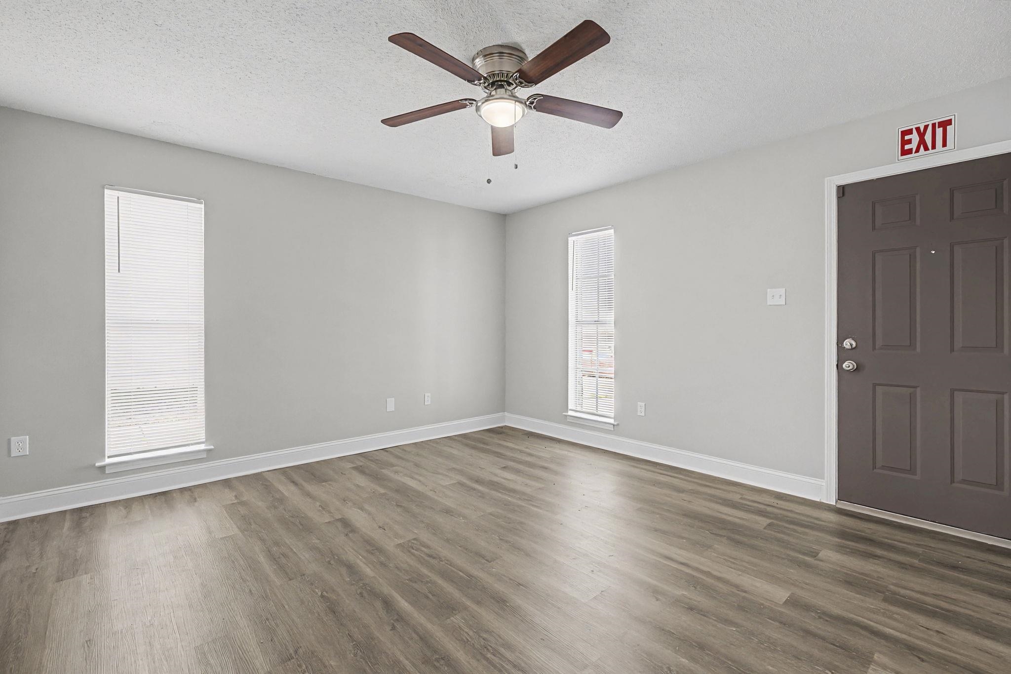 3213 Ridgemont Avenue Memphis, TN 38128 - Photo 4 of 16