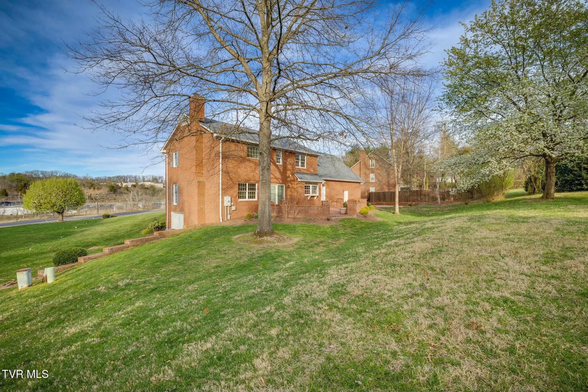 2017 Springfield Avenue Kingsport, TN 37664 - Photo 50 of 69 tempImagerby8uo