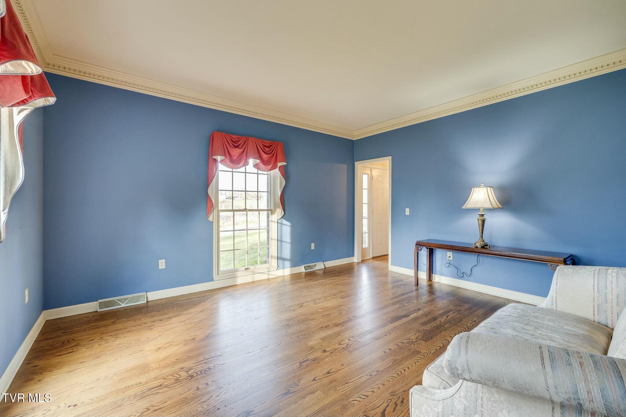 2017 Springfield Avenue Kingsport, TN 37664 - Photo 8 of 69 tempImageqY755z