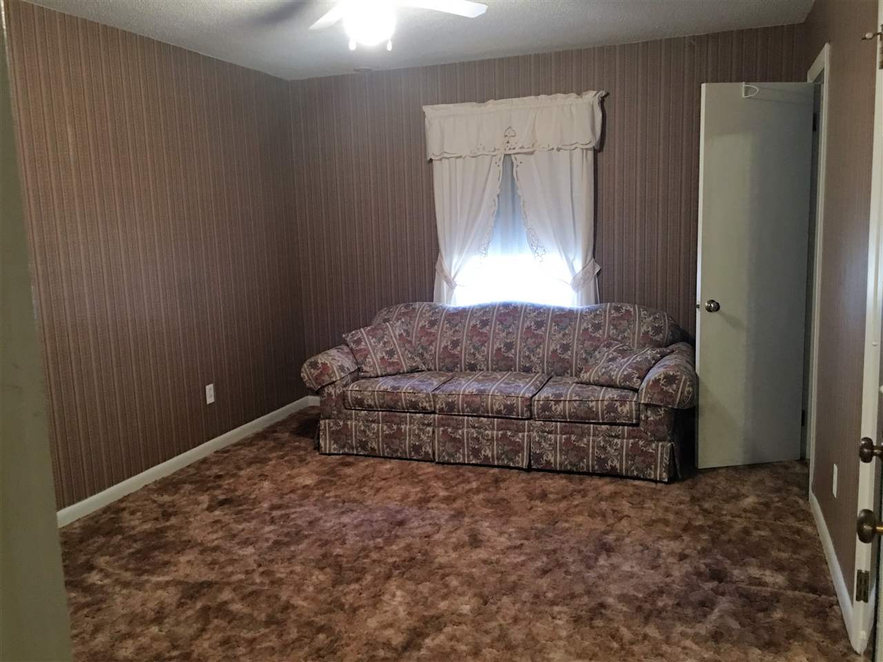 135 Ridgeway Road Spartanburg, SC 29301 - Photo 17 of 25 Gallery Image 17