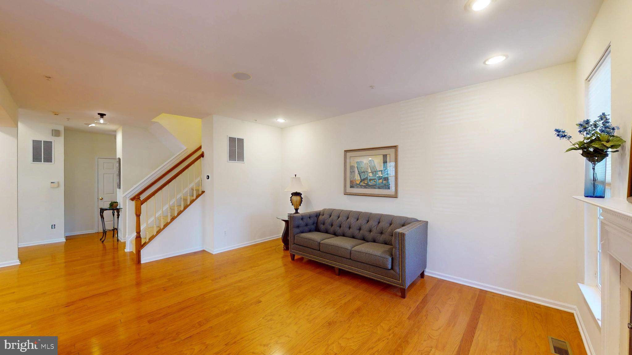 43262 Baltusrol Terrace Ashburn, VA 20147 - Photo 11 of 35