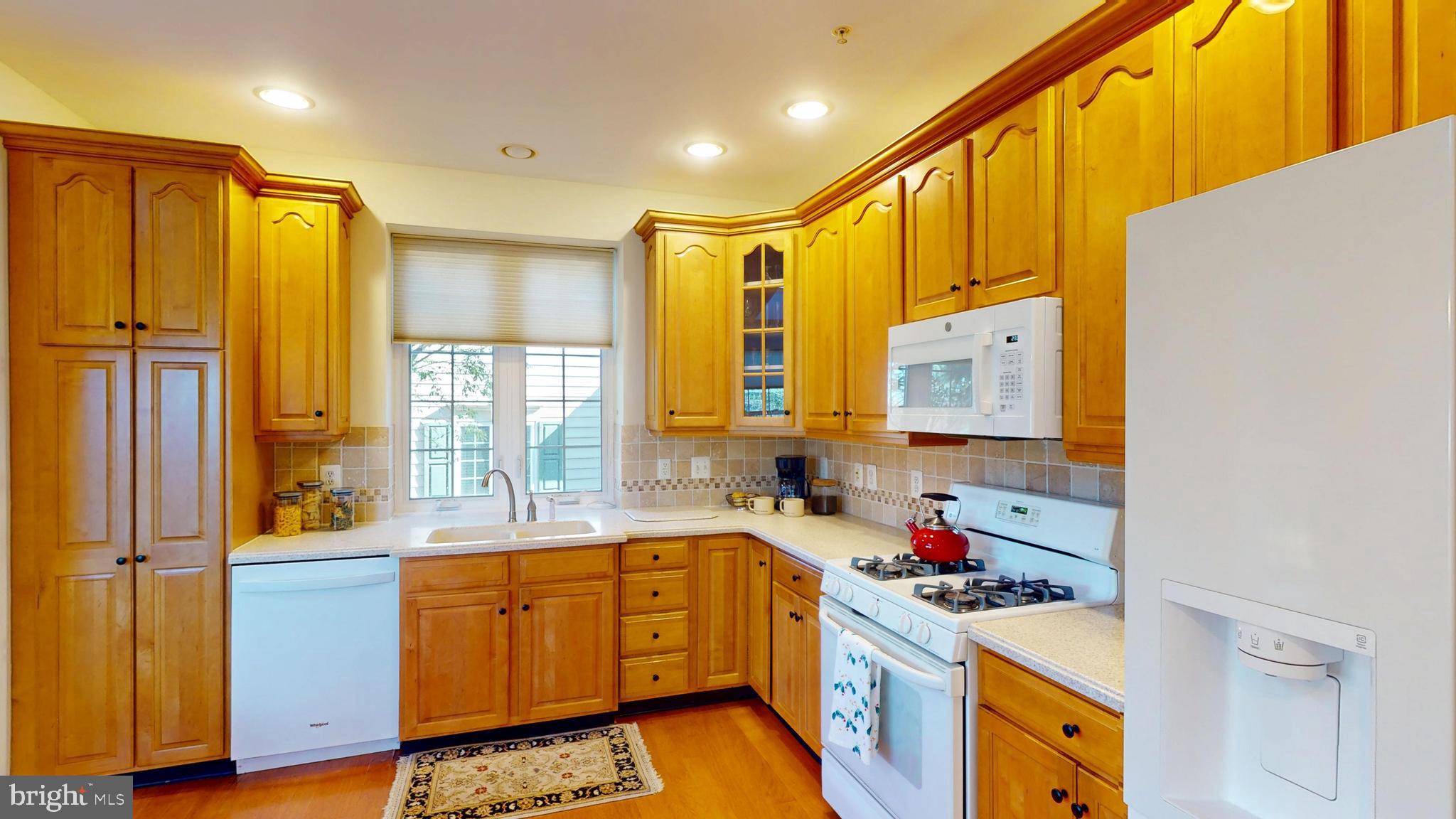 43262 Baltusrol Terrace Ashburn, VA 20147 - Photo 13 of 35