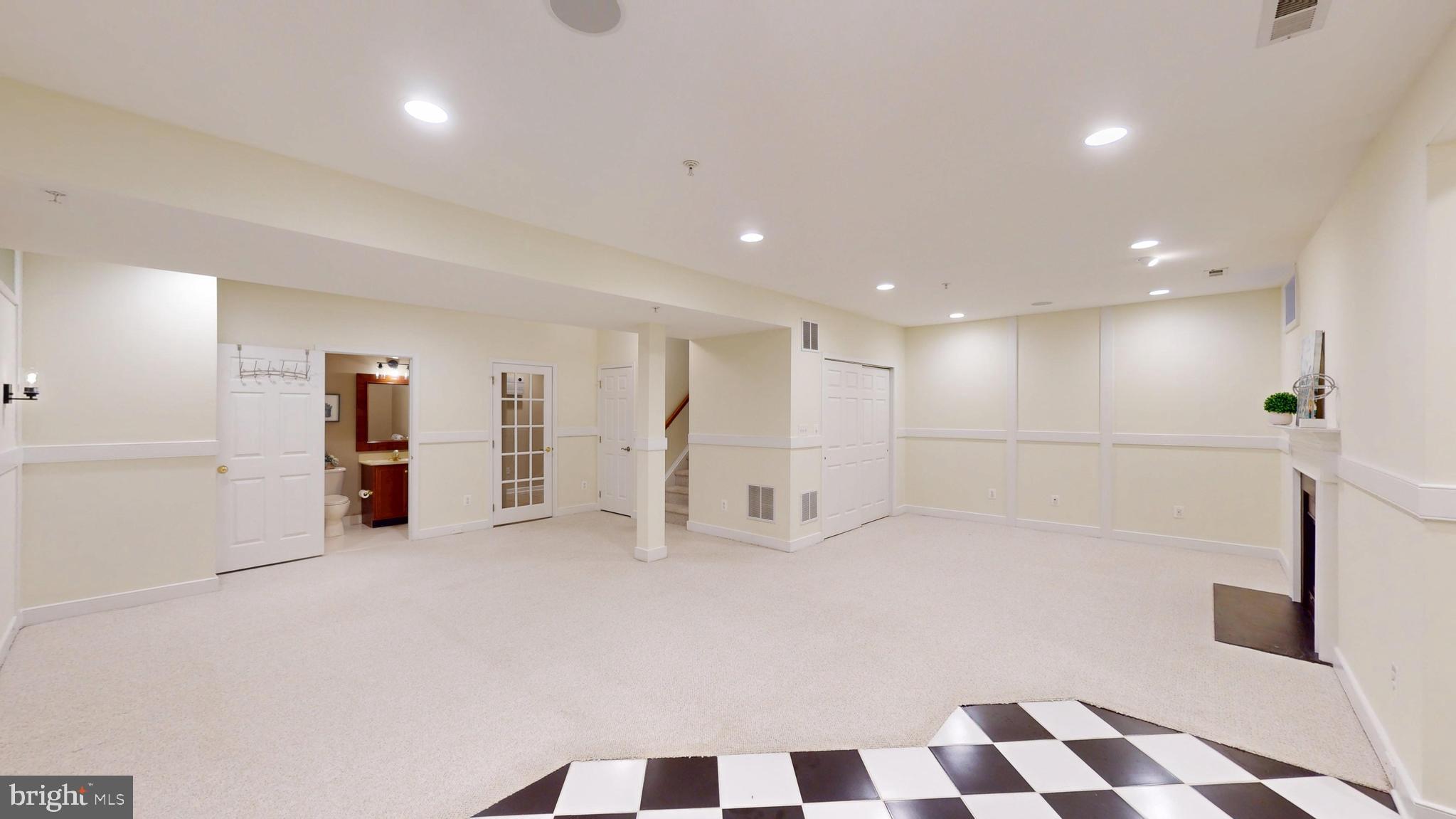 43262 Baltusrol Terrace Ashburn, VA 20147 - Photo 27 of 35