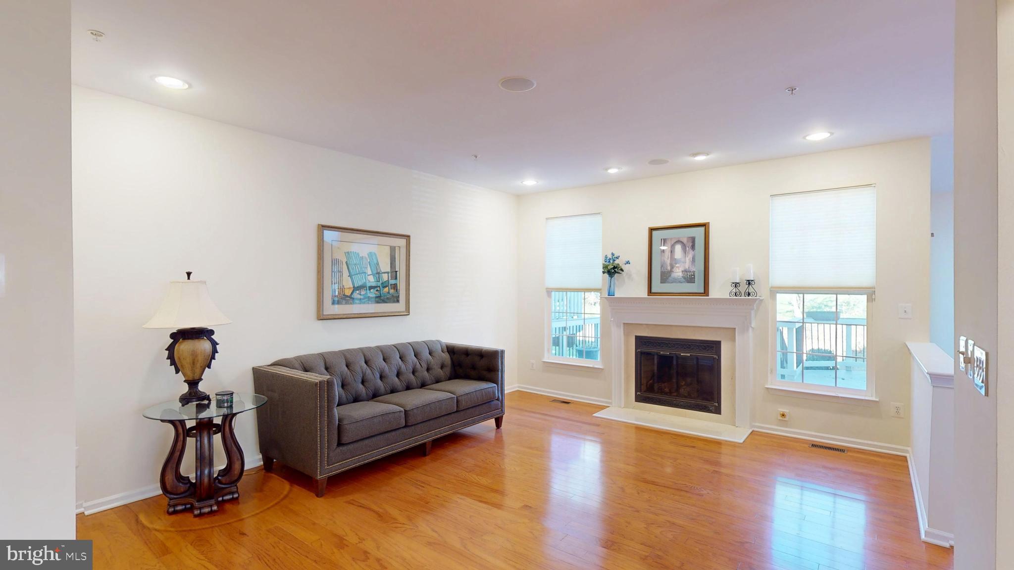 43262 Baltusrol Terrace Ashburn, VA 20147 - Photo 10 of 35